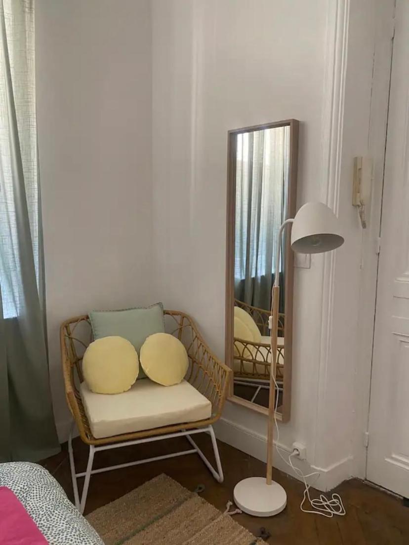 Appartement Moderne Quartier Saint Lazare París Exterior foto